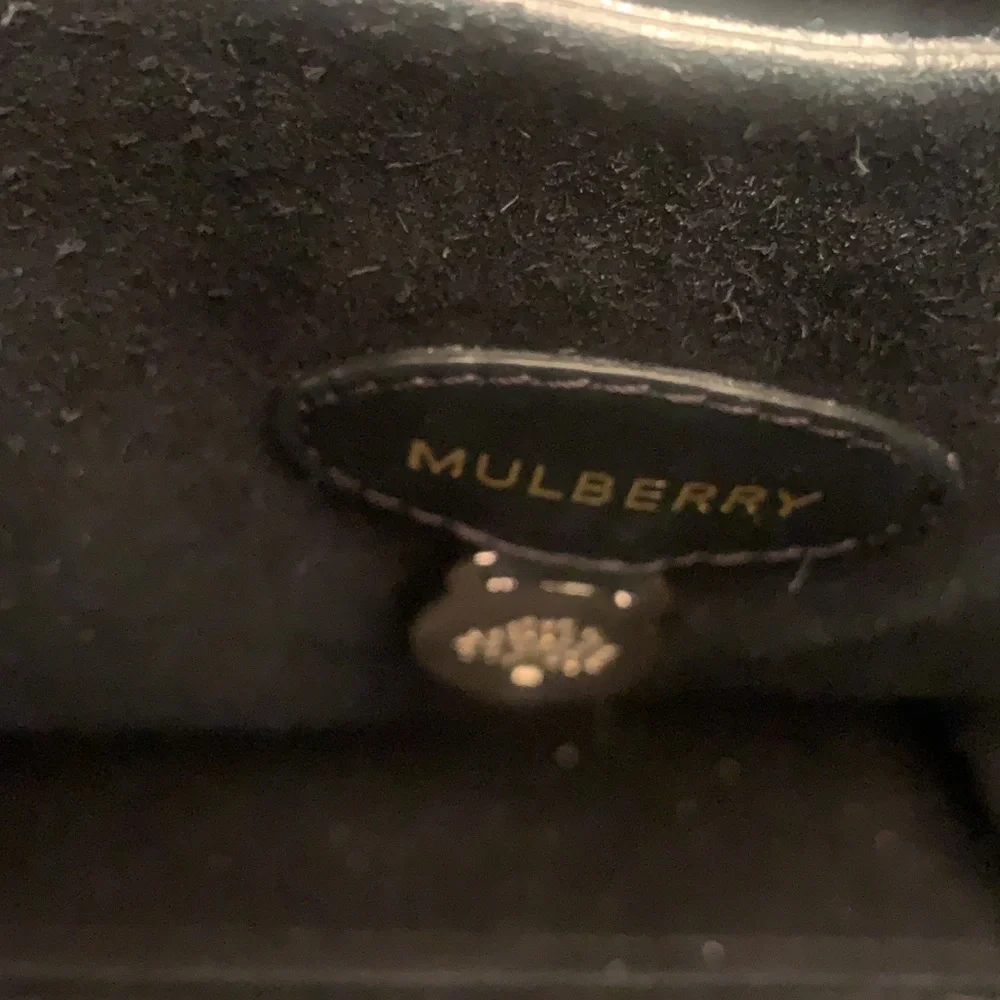 Mulberry Willow tote with zip out clutch - Picture 6 of 8